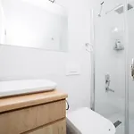 Newly-renovated 2 Apartman