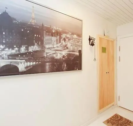 Newly-renovated 2 *