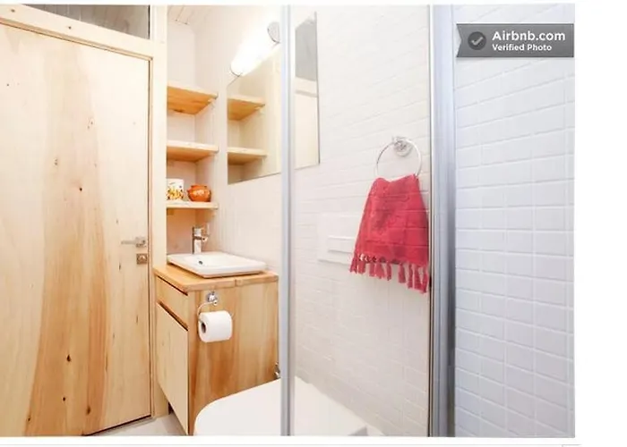 Newly-renovated 2 * Istanbul