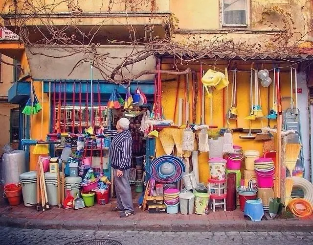 Newly-renovated 2 * Стамбул