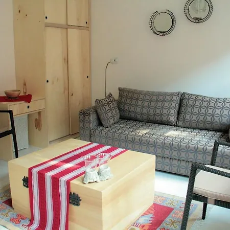 Newly-renovated 2 * Istanbul