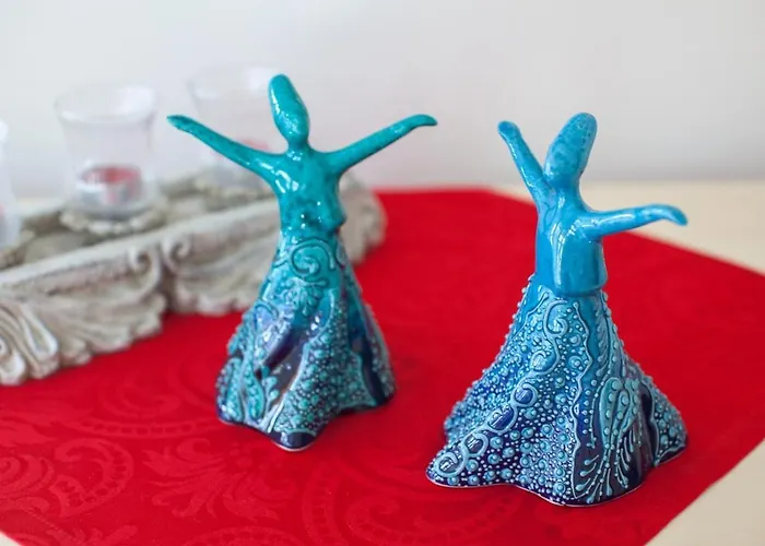 Newly-renovated 2 Apartment